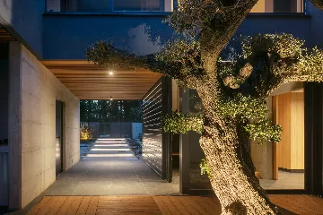 Spacious Villa with Heated Pool in Svetvinčenat