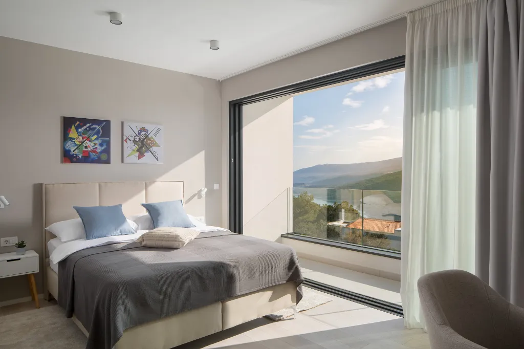 Modern Seaview Villa with Infinity Pool in Rabac