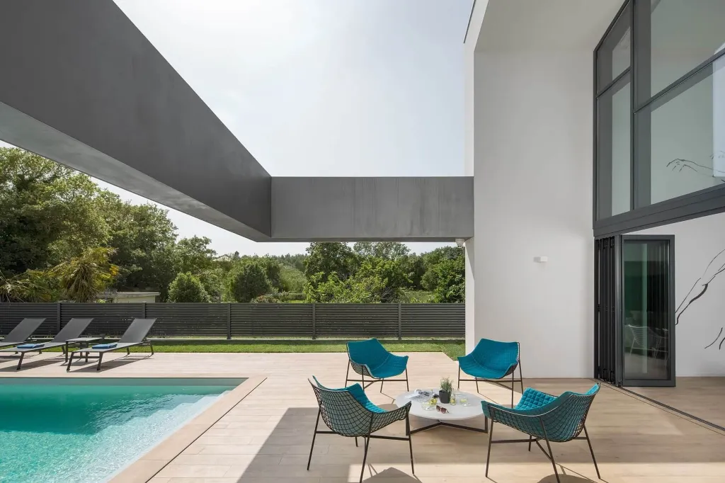 Modern Family Villa with Pool in Medulin
