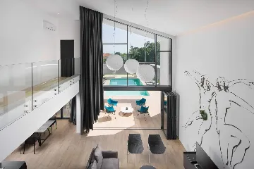 Modern Family Villa with Pool in Medulin