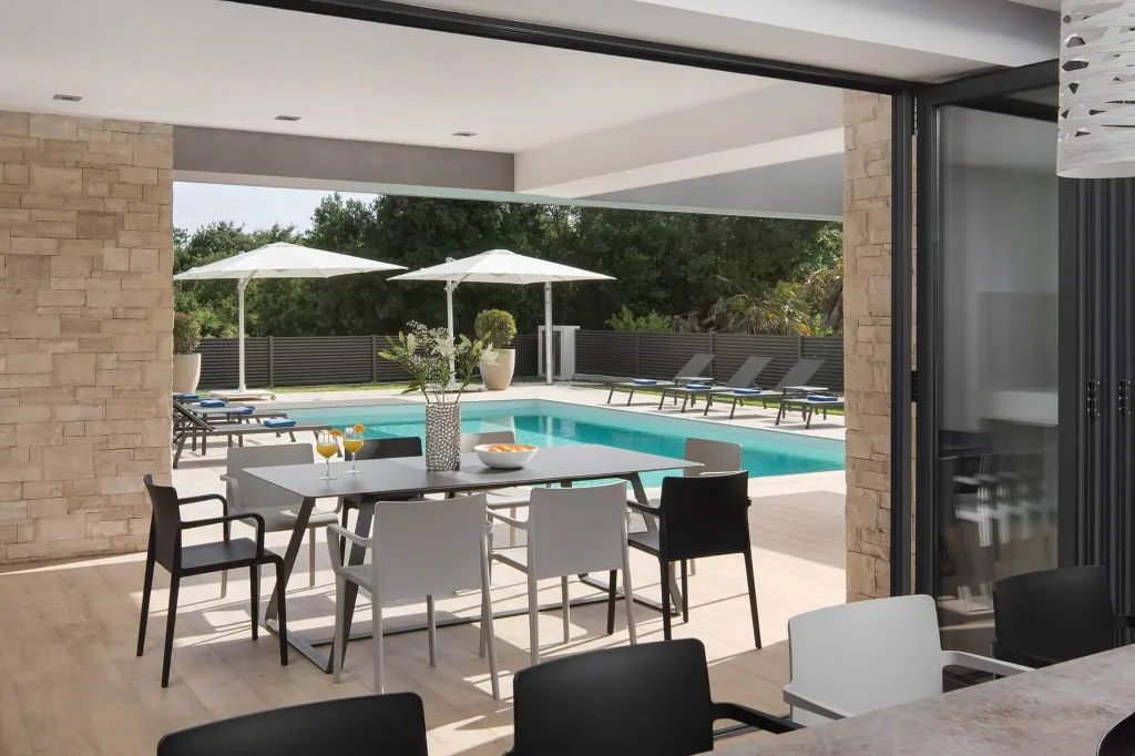 Modern Family Villa with Pool in Medulin