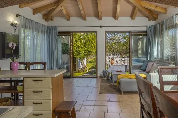 Family Villa with Pool and Garden in Labin