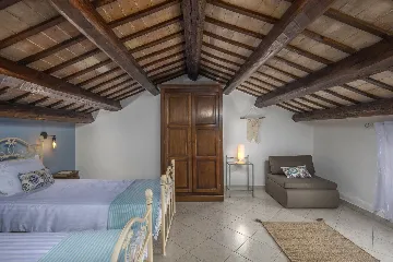 Family Villa with Pool and Garden in Labin