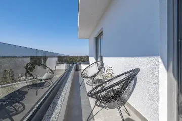 Modern Family Villa with Pool in Šibenik