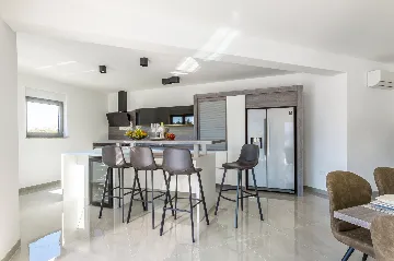 Modern Family Villa with Pool in Šibenik