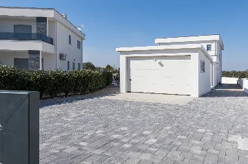 Modern Family Villa with Pool in Šibenik