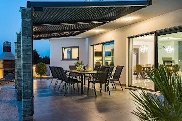 Modern Family Villa with Pool in Šibenik