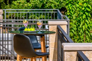 Family Villa with Heated Pool in Konavle