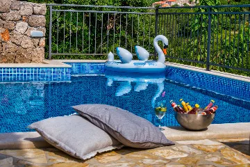 Family Villa with Heated Pool in Konavle