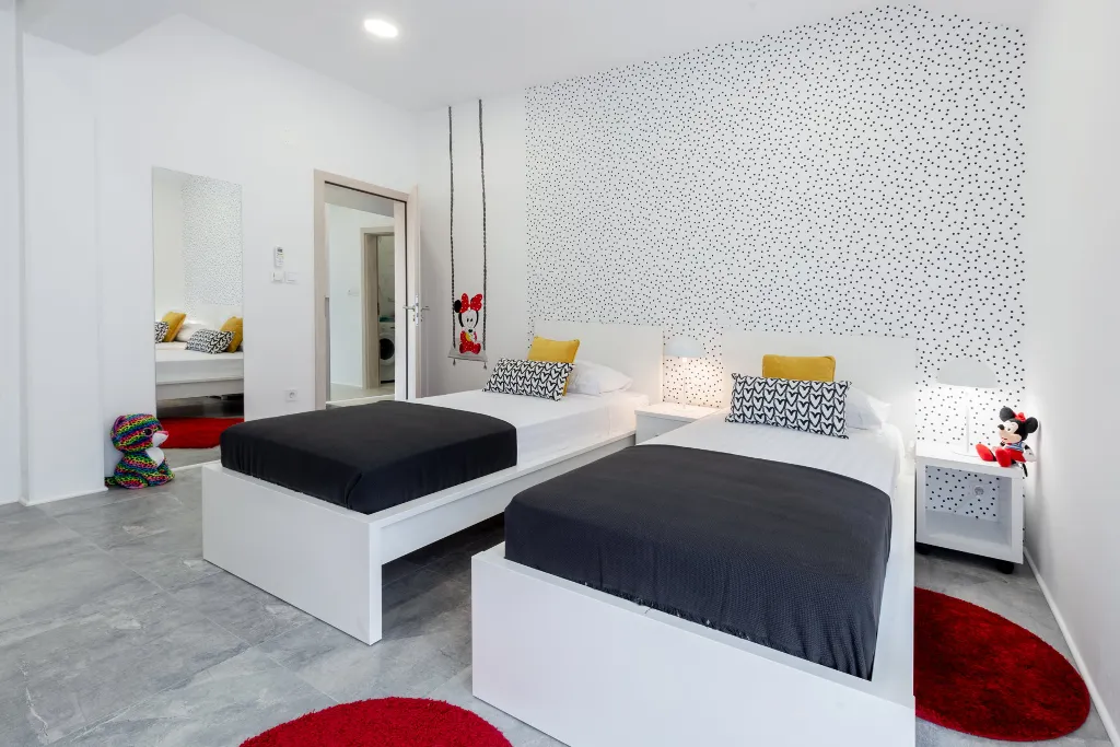 Family Villa with Heated Pool in Konavle