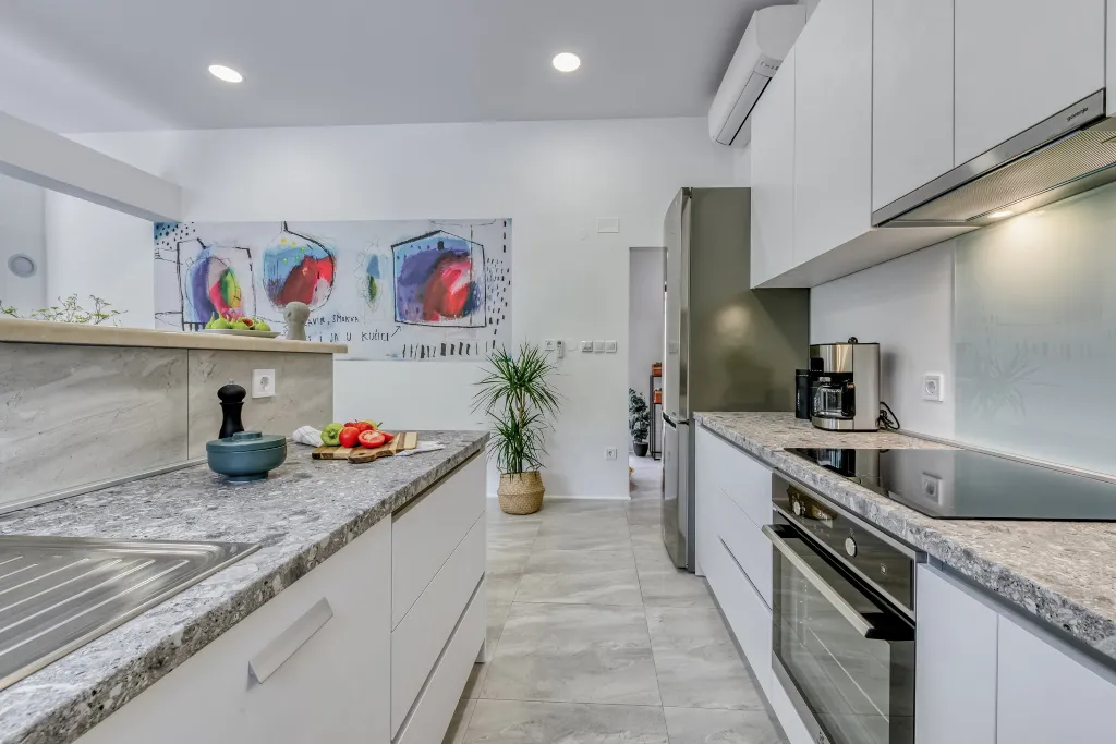 Family Villa with Heated Pool in Konavle