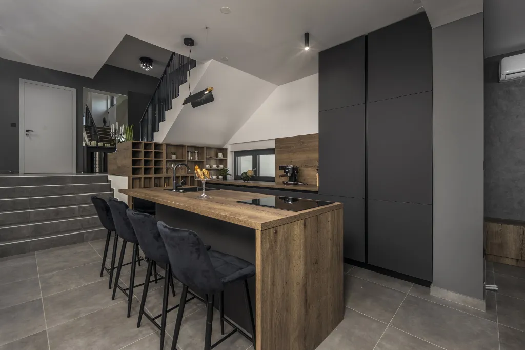 Modern Villa with Pool in Novigrad
