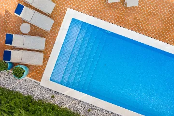 Contemporary Villa Retreat with Pool in Vabriga