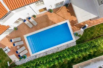 Contemporary Villa Retreat with Pool in Vabriga