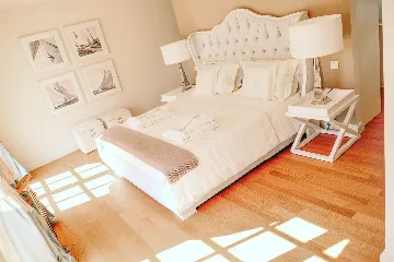 Contemporary Villa Retreat with Pool in Vabriga