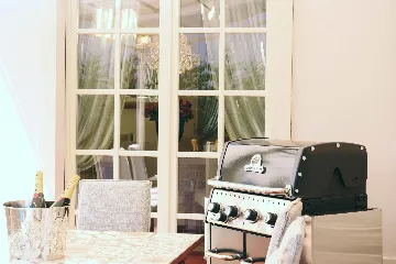 Contemporary Villa Retreat with Pool in Vabriga