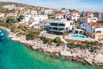 Beachfront Villa with Infinity Pool, Rogoznica