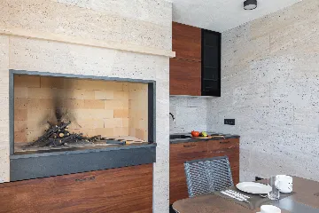 Beachfront Villa with Infinity Pool, Rogoznica