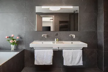 Beachfront Villa with Infinity Pool, Rogoznica