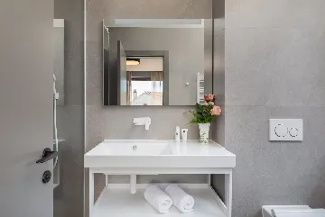 Beachfront Villa with Infinity Pool, Rogoznica