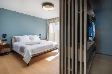 Beachfront Villa with Infinity Pool, Rogoznica