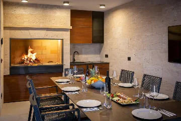 Beachfront Villa with Infinity Pool, Rogoznica