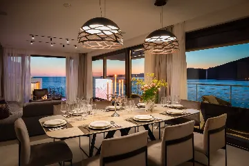 Beachfront Villa with Infinity Pool, Rogoznica