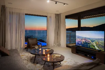 Beachfront Villa with Infinity Pool, Rogoznica