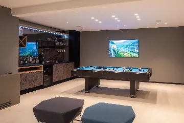 Beachfront Villa with Infinity Pool, Rogoznica