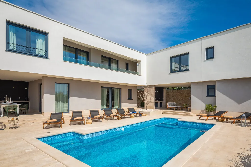 Contemporary Villa Retreat with Heated Pool, Kaštel Sućurac