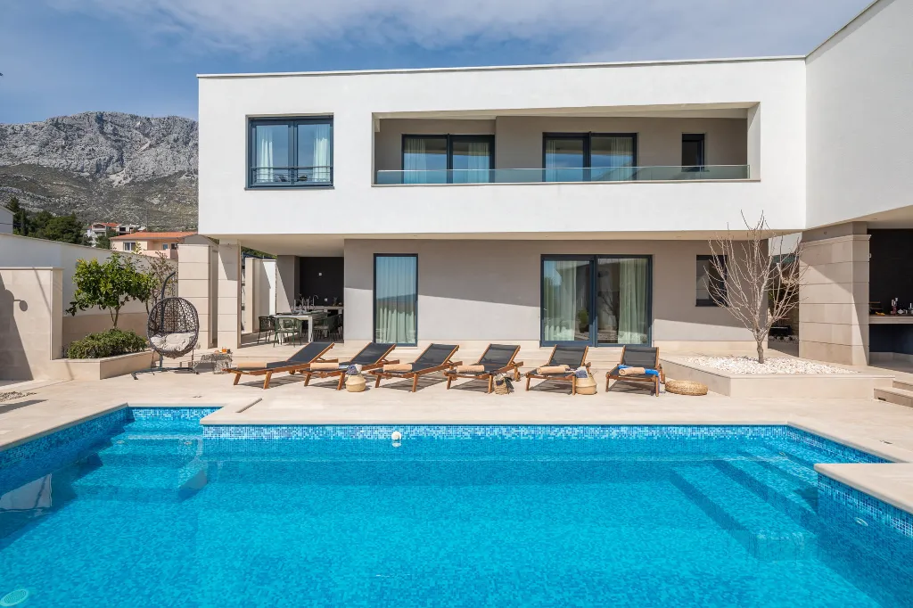 Contemporary Villa Retreat with Heated Pool, Kaštel Sućurac