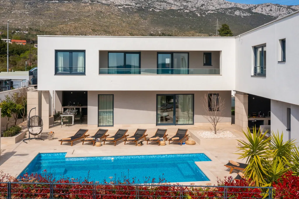 Contemporary Villa Retreat with Heated Pool, Kaštel Sućurac