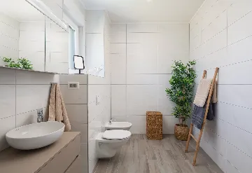 Contemporary Villa Retreat with Heated Pool, Kaštel Sućurac