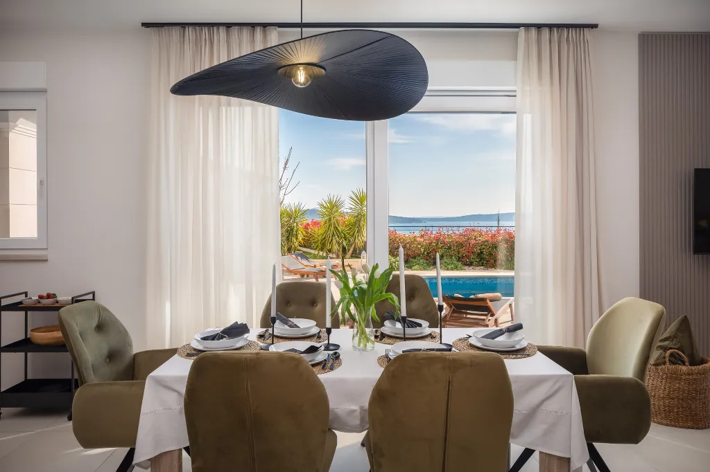 Contemporary Villa Retreat with Heated Pool, Kaštel Sućurac
