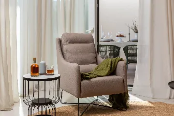 Contemporary Villa Retreat with Heated Pool, Kaštel Sućurac