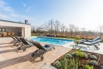 Spacious Family Villa with Pool in Pazin