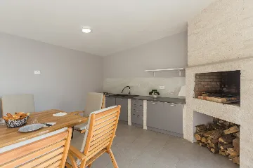 Spacious Family Villa with Pool in Pazin