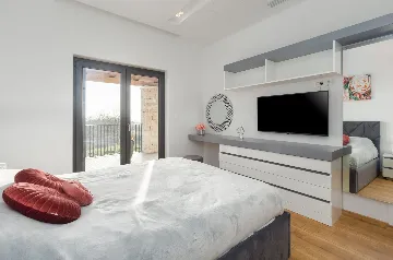 Spacious Family Villa with Pool in Pazin