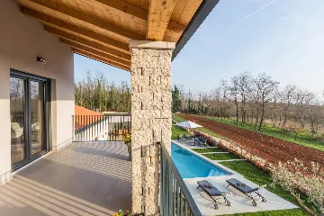 Spacious Family Villa with Pool in Pazin