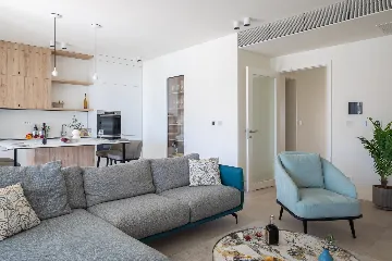 Seaside Retreat Villa with Infinity Pool in Sevid