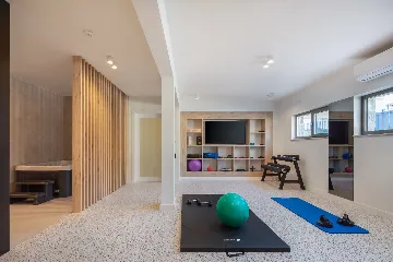 Seaside Retreat Villa with Infinity Pool in Sevid