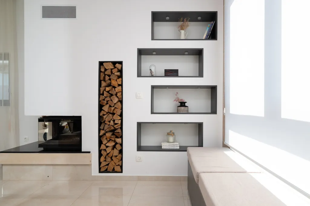 Modern 4-Bedroom Villa with Pool in Okrug Gornji