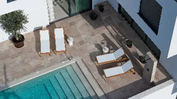 Modern 4-Bedroom Villa with Pool in Okrug Gornji