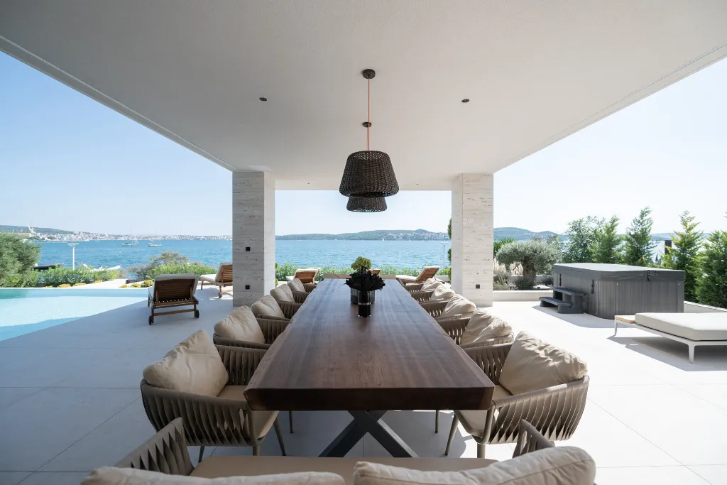 Seafront Villa Retreat with Pool in Seget Donji