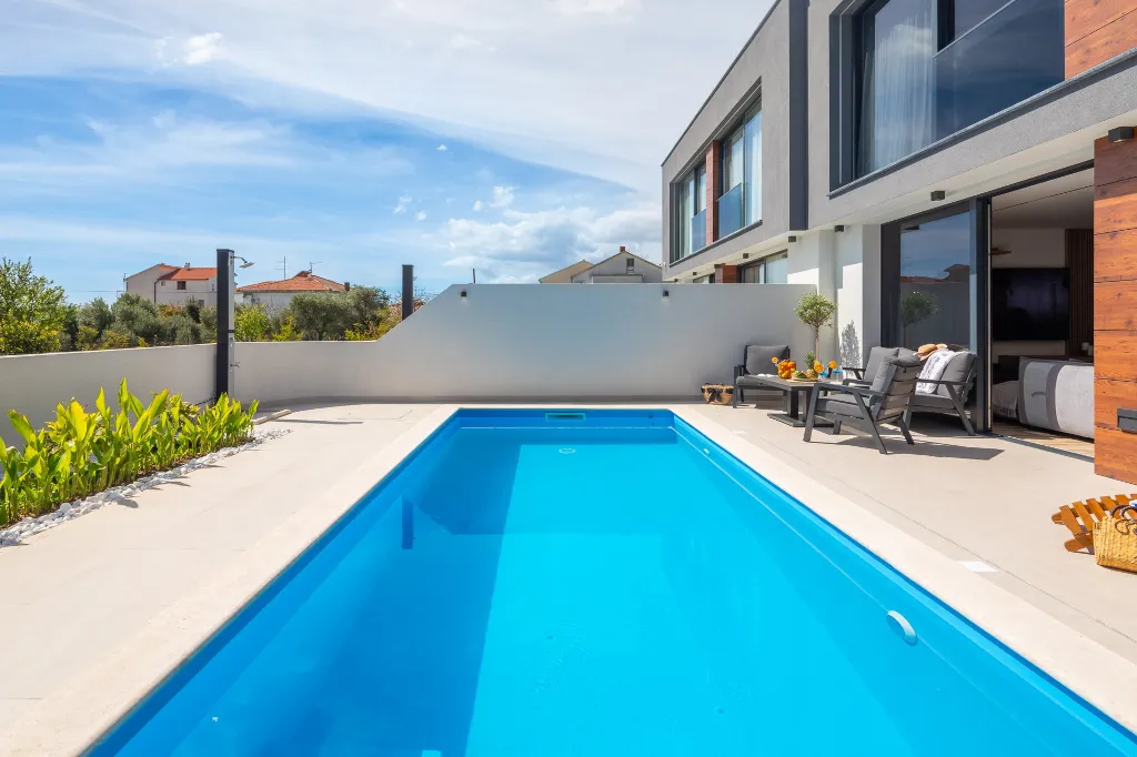 Spacious Villa Retreat with Pools in Kaštel Gomilica