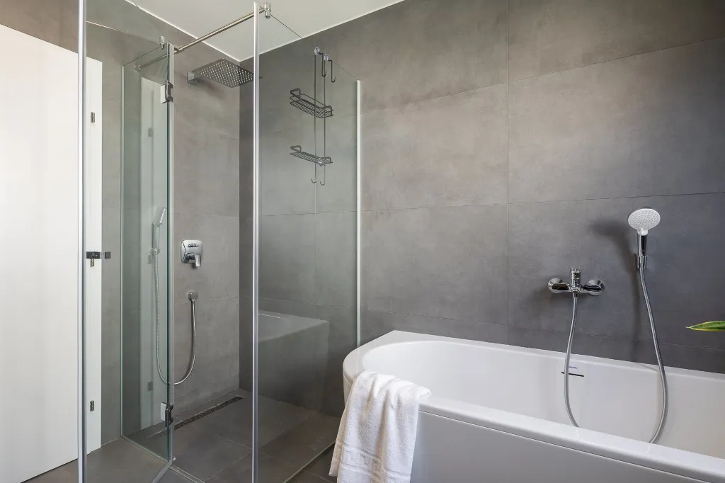 Spacious Villa Retreat with Pools in Kaštel Gomilica