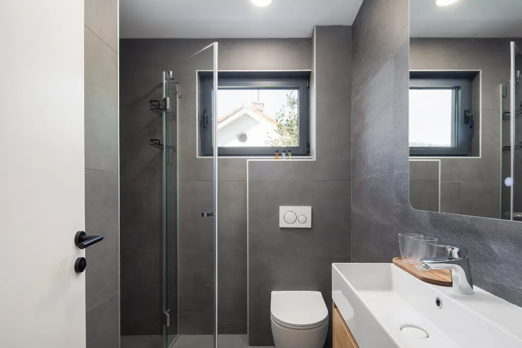 Spacious Villa Retreat with Pools in Kaštel Gomilica