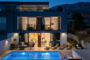 Spacious Villa Retreat with Pools in Kaštel Gomilica