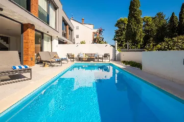 Spacious Villa Retreat with Pools in Kaštel Gomilica