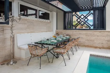 Modern 4-Bedroom Villa with Pool in Hvar